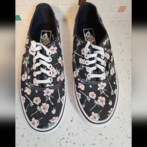 Vans floral lace up sneaker shoe women 8.5 mens 7